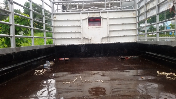 ISUZU NQR  ใช้งานน้อย มือหนึ่งออกห้าง