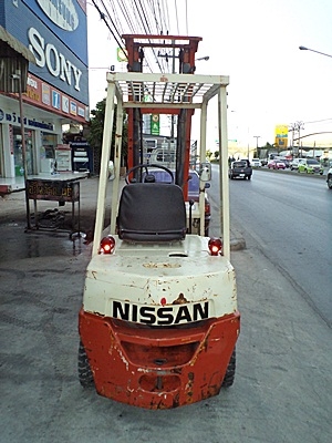 ขายรถยกนิสสัน 1.5 ตัน เครื่องเบนซิน กระบอกคู่ เสาสูง 4 เมตร พวงมาลัยเพาเว่อร์ สีเดิมจากนอก นำเข้าจากญี่ปุ่น ใช้งานได้ทันที ราคา140000 ขายรถยกนิสสัน 1.5 ตัน เครื่องเบนซิน กระบอกคู่ เสาสูง 4 เมตร พวงมาลัยเพาเว่อร์ สีเดิมจากนอก นำเข้าจากญี่ปุ่น ใช้งานได้ทันที ราคา140000