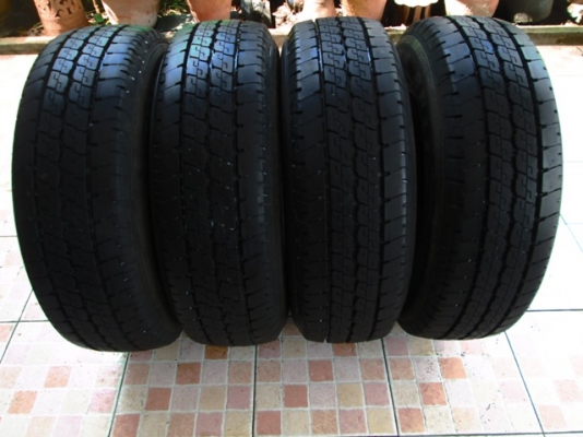 ขายยาง 215-70-15 ปี12 ดอกสวยๆ (1ชุด)