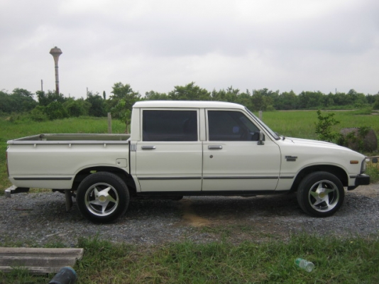 ม้ากระโดด 4 ประตู สภาพสวยมาก