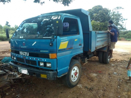 **429,000 บ.ต่อรอง**ขาย6ล้อดั้ม5คิวประกอบ ISUZU NPR66L วางเครื่อง4BD1-110ฝาขาว(ใส่ฝาดำ) เกียร์rock เครื่อง ดี แน่นดี แรง เกียร์ใหญ่พร้อมลุย ช่วงล่าง คานหน้า5น็อต เฟืองท้ายF HINO คัสซีสวย ไม่ปะไม่ดามไม่บวม มีตำหนิใต้หัวเก๋ง ซ้าย หน่อย เป็นตามด ที่เหลือทั้ง **429,000 บ.ต่อรอง**ขาย6ล้อดั้ม5คิวประกอบ ISUZU NPR66L วางเครื่อง4BD1-110ฝาขาว(ใส่ฝาดำ) เกียร์rock เครื่อง ดี แน่นดี แรง เกียร์ใหญ่พร้อมลุย ช่วงล่าง คานหน้า5น็อต เฟืองท้ายF HINO คัสซีสวย ไม่ปะไม่ดามไม่บวม มีตำหนิใต้หัวเก๋ง ซ้าย หน่อย เป็นตามด ที่เหลือทั้ง