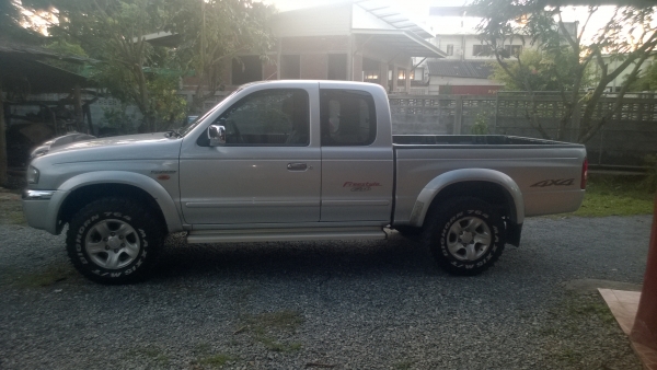 มาสด้า4wd สวยๆๆครับ