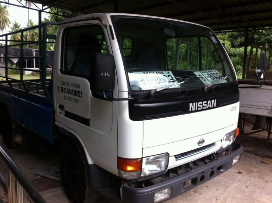 ขาย 4ล้อ NISSAN เครื่อง 88แรง ราคา 139000฿