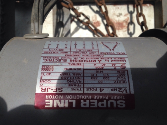 ขายโบวเวอร์ดูดอากาศ National มอเตอร์ขนาาด 1/2 HP. 380 V สภาพสวย วิ่งนิ่ม มี 4 ตัว 3 ขนาด ตามรูปครับ ขายโบวเวอร์ดูดอากาศ National มอเตอร์ขนาาด 1/2 HP. 380 V สภาพสวย วิ่งนิ่ม มี 4 ตัว 3 ขนาด ตามรูปครับ