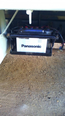 สิบล้อ HINO FL 3H รถปี37 รุ่นกระจกไฟฟ้า ยางเรเดียล มีแอร์ กระบะเหล็กยาว 6.25 เมตร รถสวย ใช้งานดี.