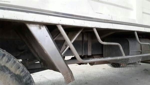 รถบรรทุก 6 ล้อ  HINO  130 แรงม้า