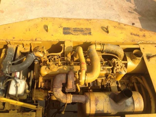 ขายรถแบคโฮ KOMATSU PC200-3 คอลโทรลสั้น ตัวเดินใหญ่ แทร็คใหญ่ รถนอกนำเข้าสภาพสวย มีVDOการทำงานครับ