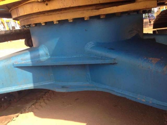 ขายรถแบคโฮ KOMATSU PC200-3 คอลโทรลสั้น ตัวเดินใหญ่ แทร็คใหญ่ รถนอกนำเข้าสภาพสวย มีVDOการทำงานครับ