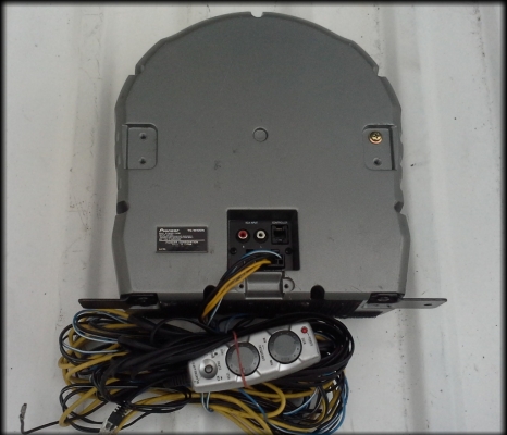 Sub Box Pioneer Carozzeria แบบแอมป์ในตัว วางใต้เบาะนั่ง