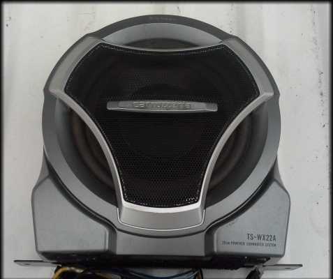 Sub Box Pioneer Carozzeria แบบแอมป์ในตัว วางใต้เบาะนั่ง