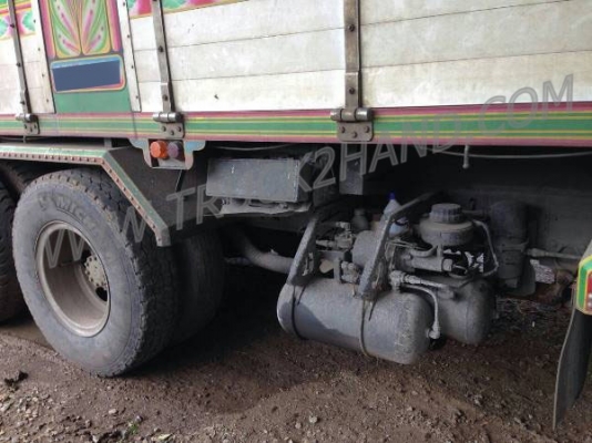 HINO 12ล้อ  ปีจดทะเบียน 51  335 แรงม้า 4 เพลา