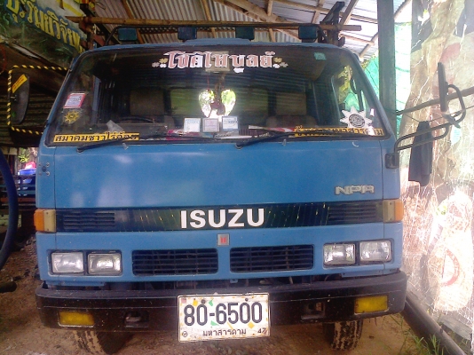 หกล้อ อีซูซุ NPR125แรง รถสภาพสวยเดิมๆเกียร์สั้น ทะเบียนพร้อมโอน