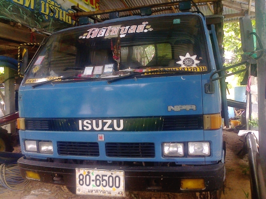 หกล้อ อีซูซุ NPR125แรง รถสภาพสวยเดิมๆเกียร์สั้น ทะเบียนพร้อมโอน