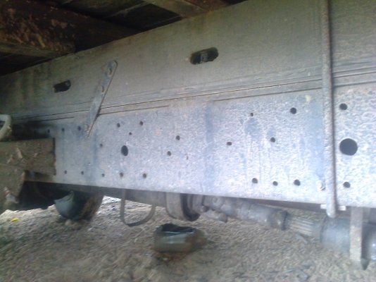 หกล้อ อีซูซุ NPR125แรง รถสภาพสวยเดิมๆเกียร์สั้น ทะเบียนพร้อมโอน