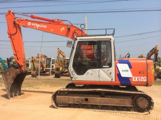 ขายรถแบคโฮ HITACHI EX120-2 ระบบไฟฟ้าเต็ม นำเข้าจากญี่ปุ่น สภาพสวย มี VDO การทำงานครับ