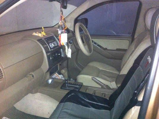 ขาย นาวาล่า 4 ประตู คับ ขาย นาวาล่า 4 ประตู คับ