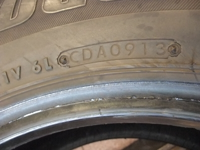 ยาง Bridgestone 205/70/15 ปี 13