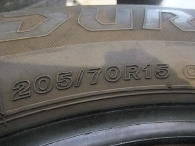 ยาง Bridgestone 205/70/15 ปี 13