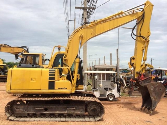 ขายรถแบคโฮ KOMATSU PC130-6 ระบบไฟฟ้าเต็ม ปี 2002 ใบแทร็ค 70 สภาพสวยมาก รถนอกนำเข้า มีVDOการทำงานครับ