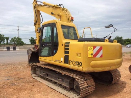 ขายรถแบคโฮ KOMATSU PC130-6 ระบบไฟฟ้าเต็ม ปี 2002 ใบแทร็ค 70 สภาพสวยมาก รถนอกนำเข้า มีVDOการทำงานครับ