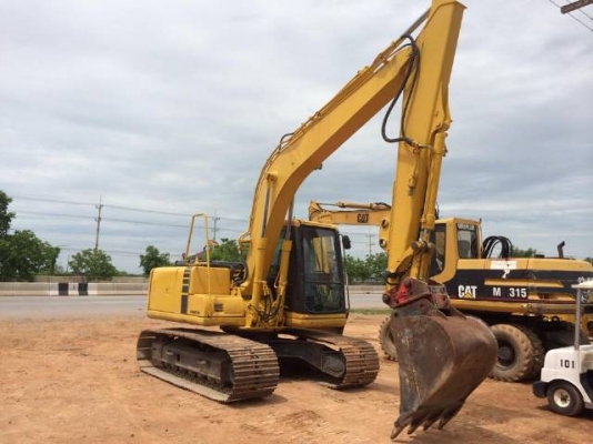 ขายรถแบคโฮ KOMATSU PC130-6 ระบบไฟฟ้าเต็ม ปี 2002 ใบแทร็ค 70 สภาพสวยมาก รถนอกนำเข้า มีVDOการทำงานครับ