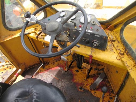 ขายรถตักล้อยาง MITSUI  HL713