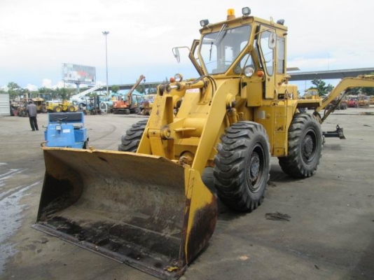 ขายรถตักล้อยาง MITSUI  HL713