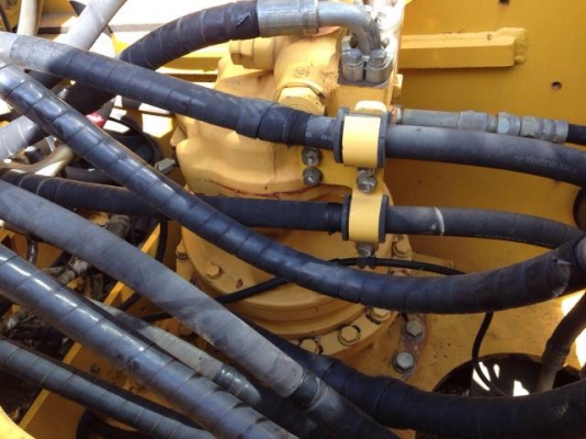 ขายรถแบคโฮ KOMATSU PC200-8 รถปี 2009 ทำงาน 5พันกว่าชั่วโมง มีกล้องหลัง สภาพสวย นำเข้าจากญี่ปุ่น มีVDOครับ ขายรถแบคโฮ KOMATSU PC200-8 รถปี 2009 ทำงาน 5พันกว่าชั่วโมง มีกล้องหลัง สภาพสวย นำเข้าจากญี่ปุ่น มีVDOครับ