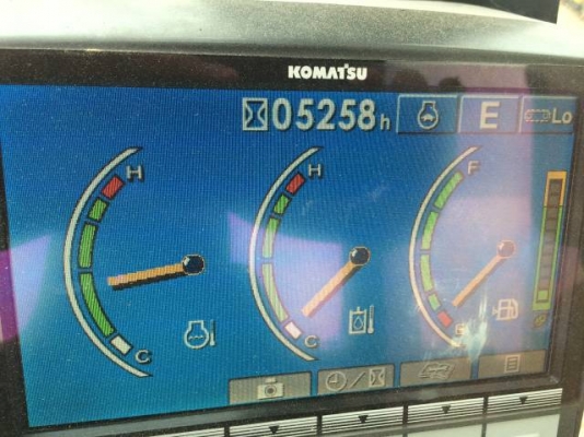 ขายรถแบคโฮ KOMATSU PC200-8 รถปี 2009 ทำงาน 5พันกว่าชั่วโมง มีกล้องหลัง สภาพสวย นำเข้าจากญี่ปุ่น มีVDOครับ ขายรถแบคโฮ KOMATSU PC200-8 รถปี 2009 ทำงาน 5พันกว่าชั่วโมง มีกล้องหลัง สภาพสวย นำเข้าจากญี่ปุ่น มีVDOครับ