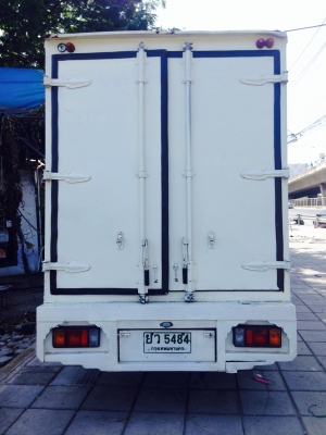 ขายถูกๆเพราะจะเลิกกิจการรถบรรทุก 4 ล้อ toyota dyna