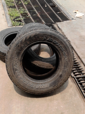 245/70R16 DUNLOP GRANDTREK AT3  มี 3 เส้น TEL.081-427-3941