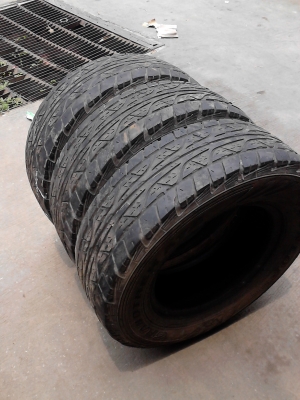 245/70R16 DUNLOP GRANDTREK AT3  มี 3 เส้น TEL.081-427-3941