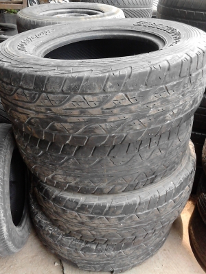 245/70R16 DUNLOP GRANDTREK AT3  มี 3 เส้น TEL.081-427-3941