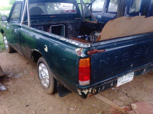 ฝากขายรถ ดัทสัน ช้างเหยียบ4ขอพร้อมทะเบียนพร้อมสนใจ0871684611