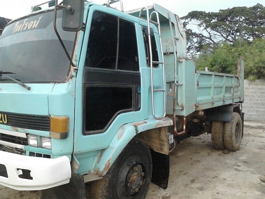 ขาย6ล้อดำเจชีเอมหัวร้อกกี้. เครื่อง6BG1ส้ม185เกียรเจ. เฟื่องท้ายใหญ่ฟูโช่