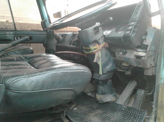 ขาย6ล้อดำเจชีเอม. หัวร้อกกี้ เครื่อง6BG1ส้ม185แรง เกียรเจ เฟื่องท้าใหญ่ฟูโช ขาย6ล้อดำเจชีเอม. หัวร้อกกี้ เครื่อง6BG1ส้ม185แรง เกียรเจ เฟื่องท้าใหญ่ฟูโช