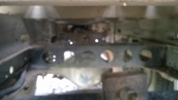 6 ล้อ หัวการ์ตูนเครื่อง 110 สีเทาฟ้า คอกเหล็ก หลังคามิเนียม ยาว 4 เมตร ยางขอบ 16 825 ติดแก๊ส  LPG ครัดซีดีเครื่องดี