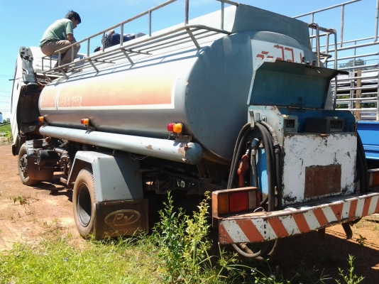 ISUZU NPR66LX 120ฝาขาว ห้างแท้ปี40 Fหน้าหลัง ถังน้ำมัน 7000ลิตร 3ช่อง หัวจ่าย 2หัว