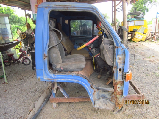 หัวเก๋ง npr 115 ขายตามสภาพ ถูกๆมาเอาไปเลย