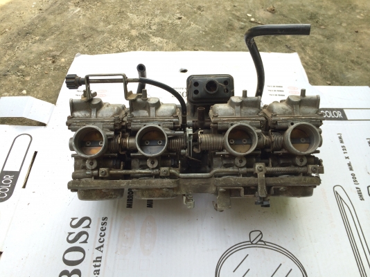 คาร์บูเรเตอร์ Honda CBR400 คาร์บูเรเตอร์ Honda CBR400