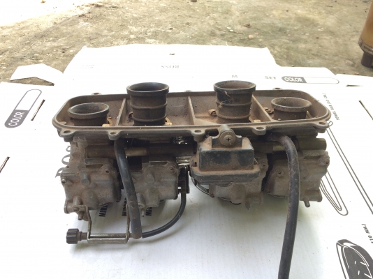 คาร์บูเรเตอร์ Honda CBR400 คาร์บูเรเตอร์ Honda CBR400