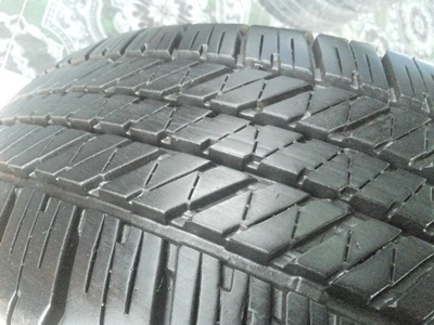 ขายยาง265/65/17 ปี 14 BRIDGESTONE DUELER HT 684 1 ชุด
