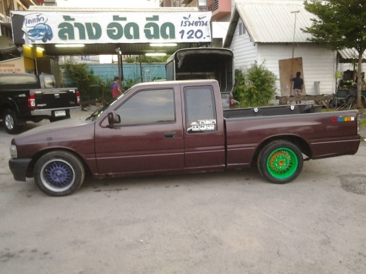 isuzu มังกร ปี96 รถพร้อมใช้ ขายไม่แพงครับ isuzu มังกร ปี96 รถพร้อมใช้ ขายไม่แพงครับ