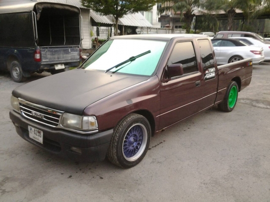 isuzu มังกร ปี96 รถพร้อมใช้ ขายไม่แพงครับ isuzu มังกร ปี96 รถพร้อมใช้ ขายไม่แพงครับ