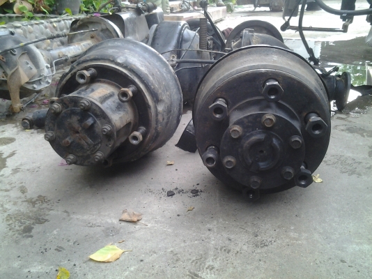 ขายคานหลังนิสสัน6ล้อเล็กATLAS100 เก่าเชียงกงครับมีสองเส้นๆล่ะ 10000 บาท