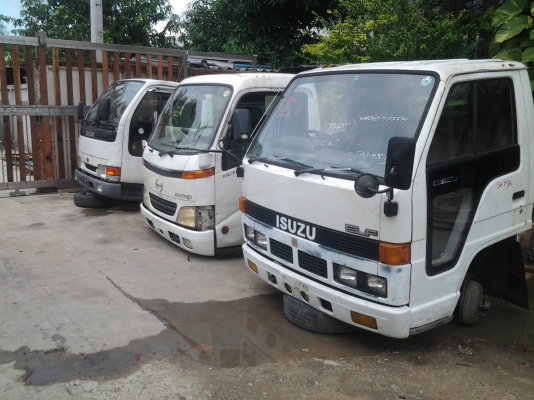 ขายหัวตัดรถนิสสันATLAS100 เก่านอกใส่4-6ล้อเล็ก มีสองหัวให้เลือกครับ หัวติดแซสซี มีคานล่าง แซสซี กระปุกพวงมาลัยเพาเวอร์ คานล่างเป็นปีกนกครับ ดุมดิส 6 รู มี 2 หัวให้เลือกครับ ขาย 48000 บาท ขายหัวตัดรถนิสสันATLAS100 เก่านอกใส่4-6ล้อเล็ก มีสองหัวให้เลือกครับ หัวติดแซสซี มีคานล่าง แซสซี กระปุกพวงมาลัยเพาเวอร์ คานล่างเป็นปีกนกครับ ดุมดิส 6 รู มี 2 หัวให้เลือกครับ ขาย 48000 บาท