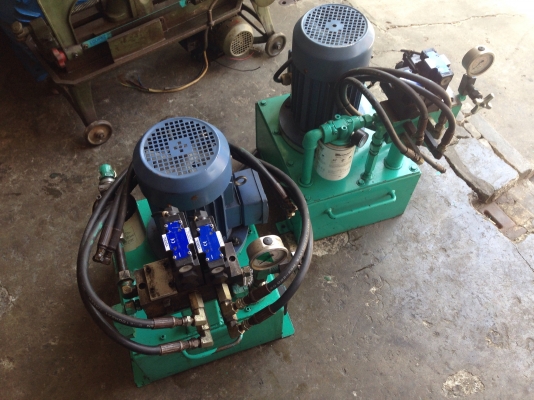 ขายปั้มน้ำมันไฮโดรลิค ขนาดมอเตอร์ 3 HP. 380 V พร้อมซาลีนอยวาล์ว 2 ตัว สภาพสวยมาก อุปกรณ์ครบ พร้อมใช้งาน มี 2 ตัวครับ(เหลือ 1 ตัวครับ) ขายปั้มน้ำมันไฮโดรลิค ขนาดมอเตอร์ 3 HP. 380 V พร้อมซาลีนอยวาล์ว 2 ตัว สภาพสวยมาก อุปกรณ์ครบ พร้อมใช้งาน มี 2 ตัวครับ(เหลือ 1 ตัวครับ)