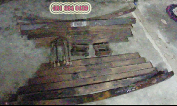 ขาย แหนบรถกระบะ ISUZU รุ่น D-Max พร้อมอุปกรณ์ ครบชุด