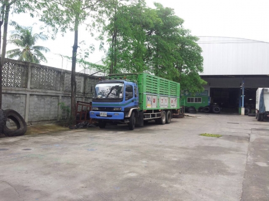 ขาย10ล้อช่วงยาว195กระบะเนียม