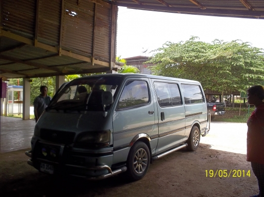 ขายรถตู้หัวจรวจเครื่องดีเซลเดิม เอกสารพร้อมโอน